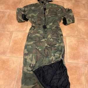 Winchester men XL insulated  Camo hunting coveralls